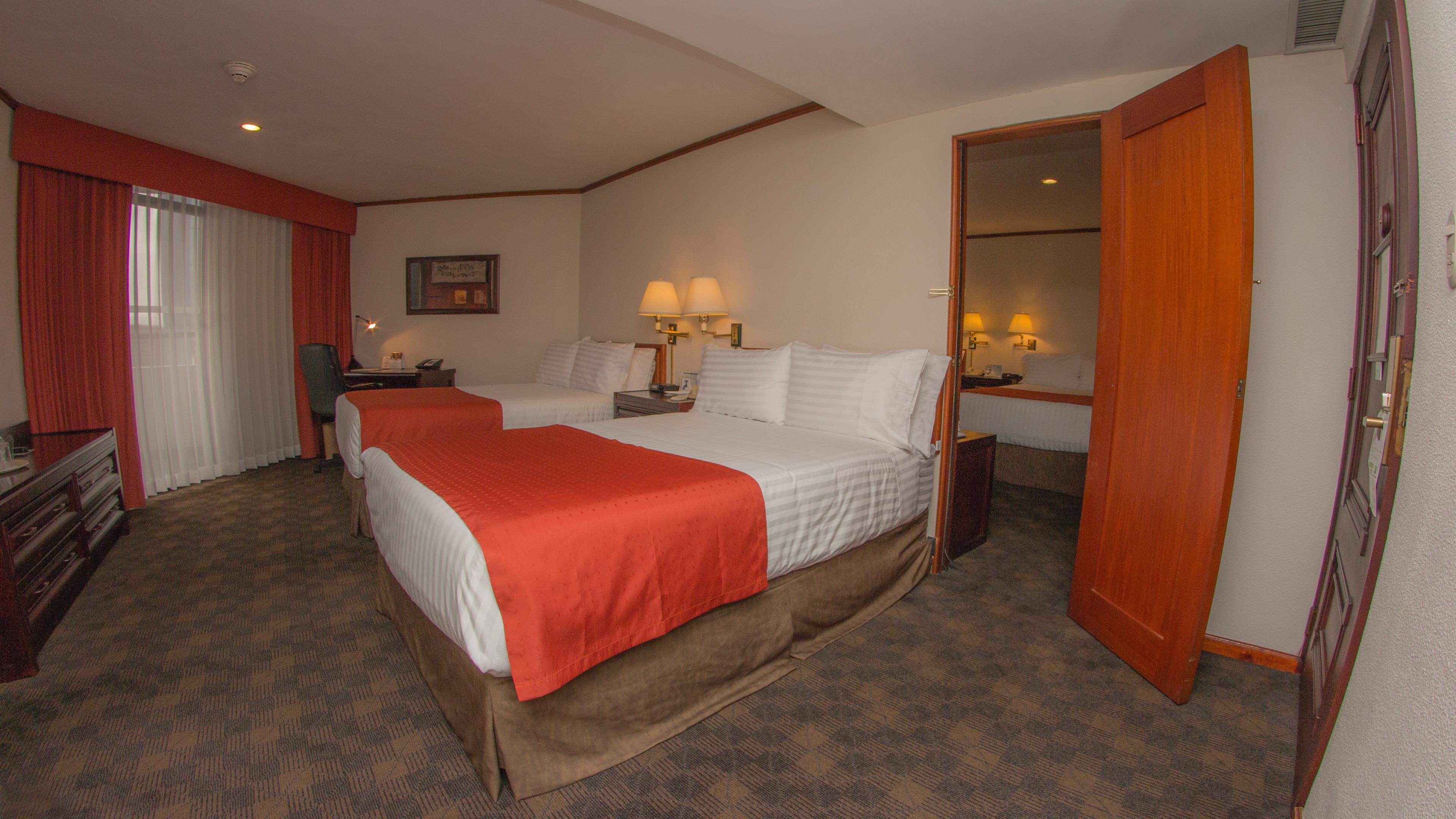 By Ihg 4*