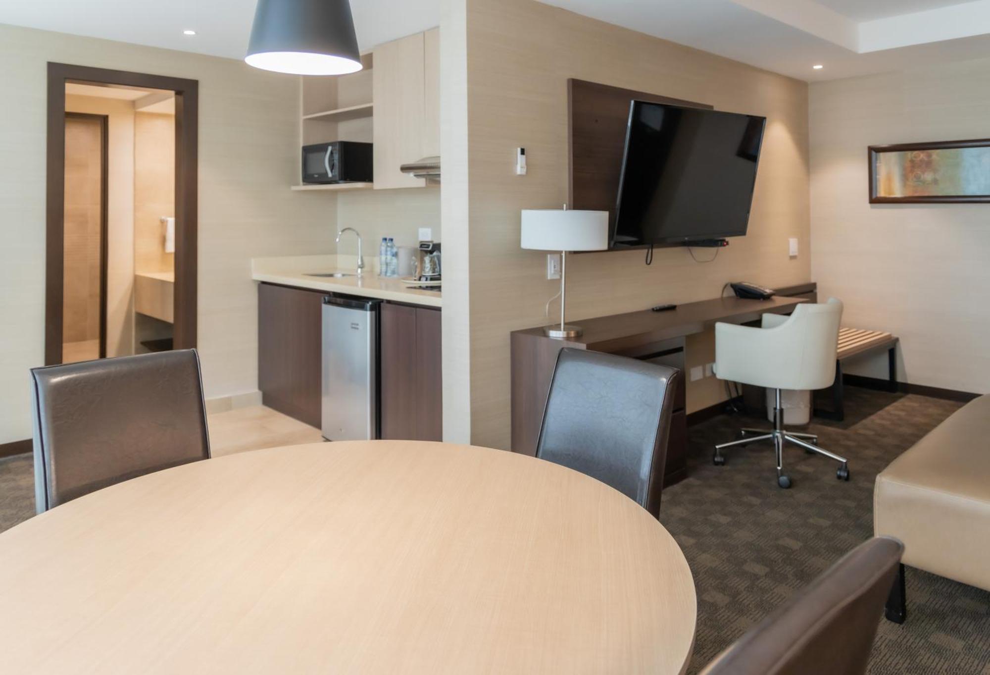 Hotel By Ihg 4*
