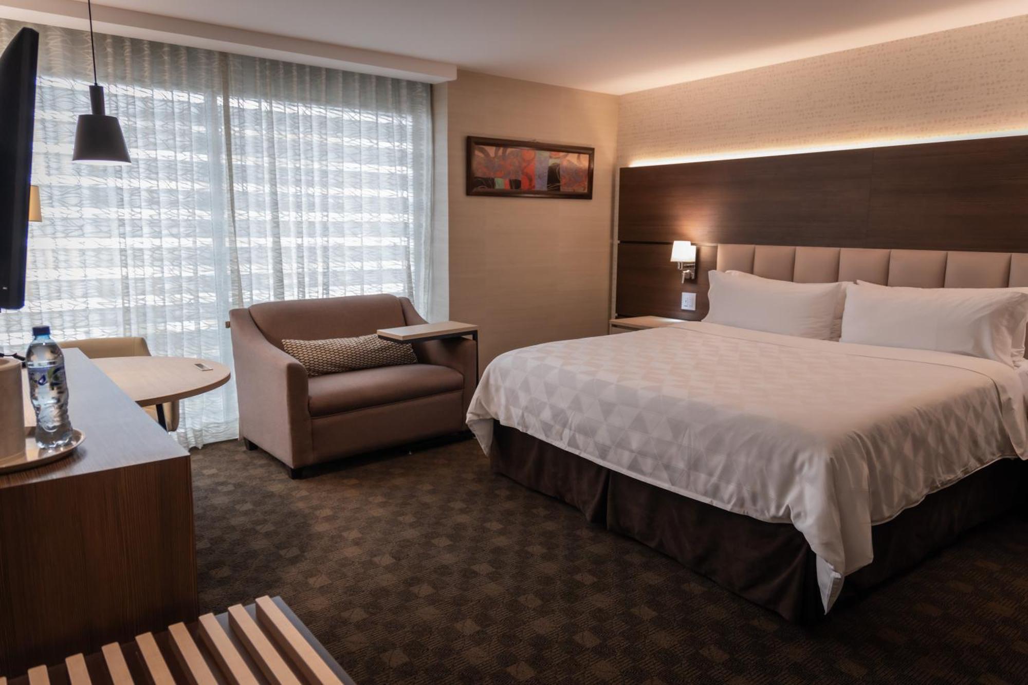 By Ihg Hotel