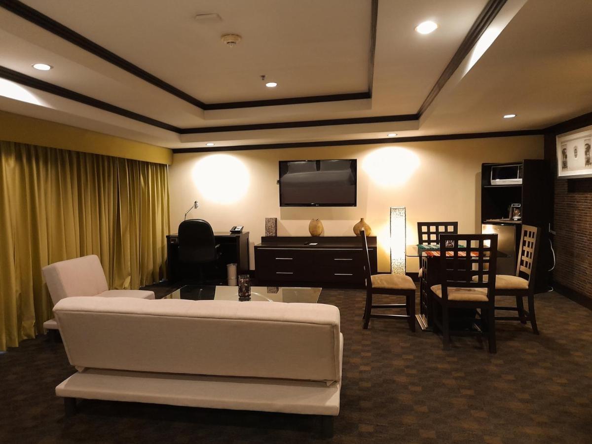 By Ihg 4*