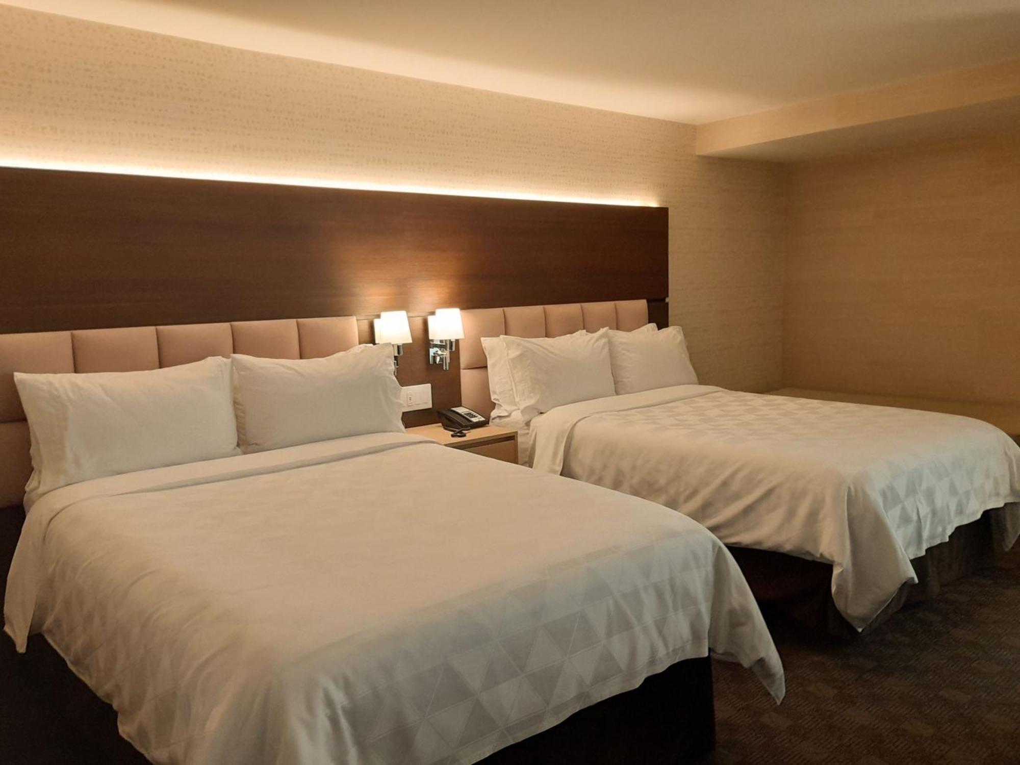 Hotel By Ihg