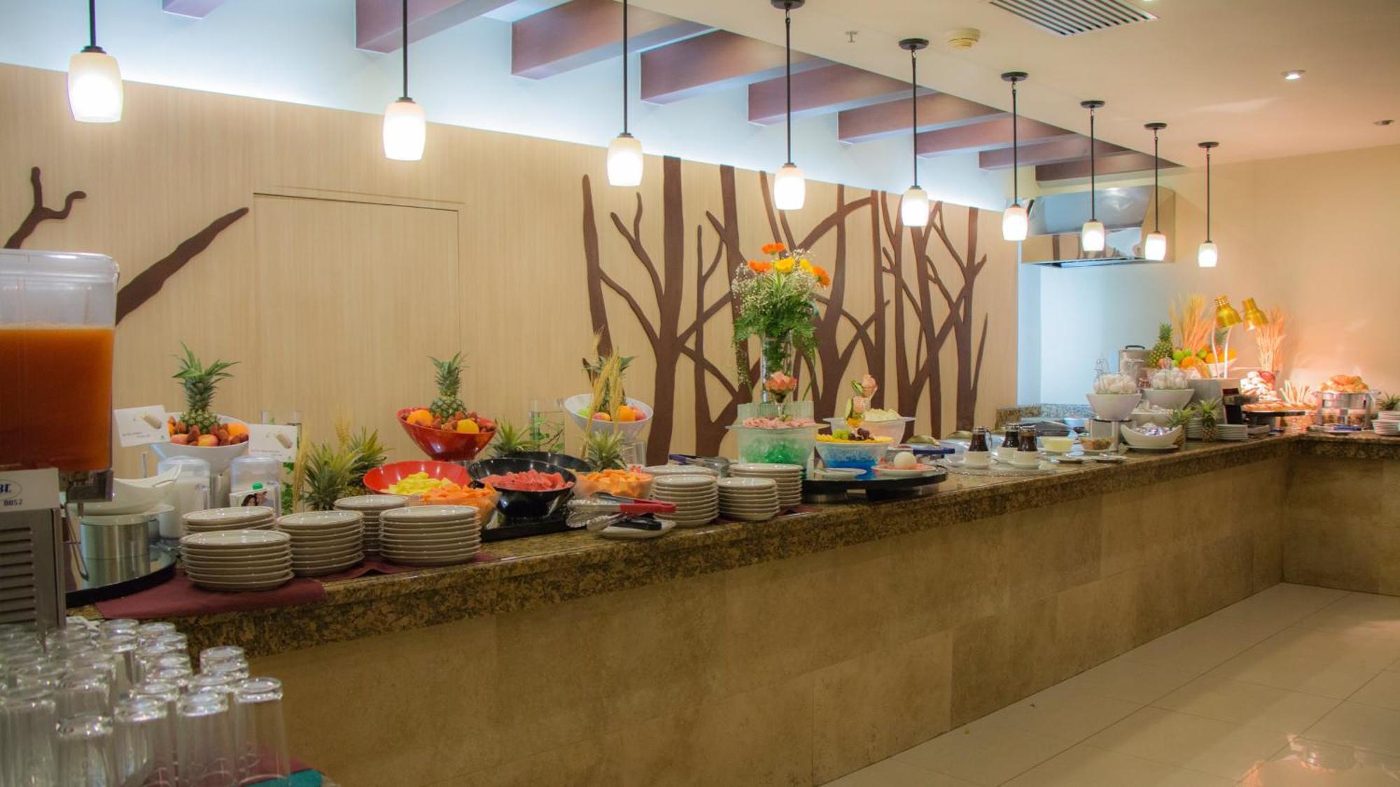 Hotel By Ihg 4*