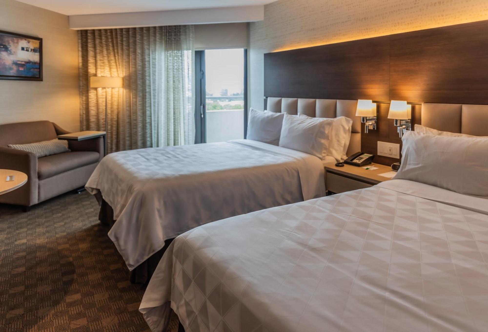 Hotel By Ihg 4*