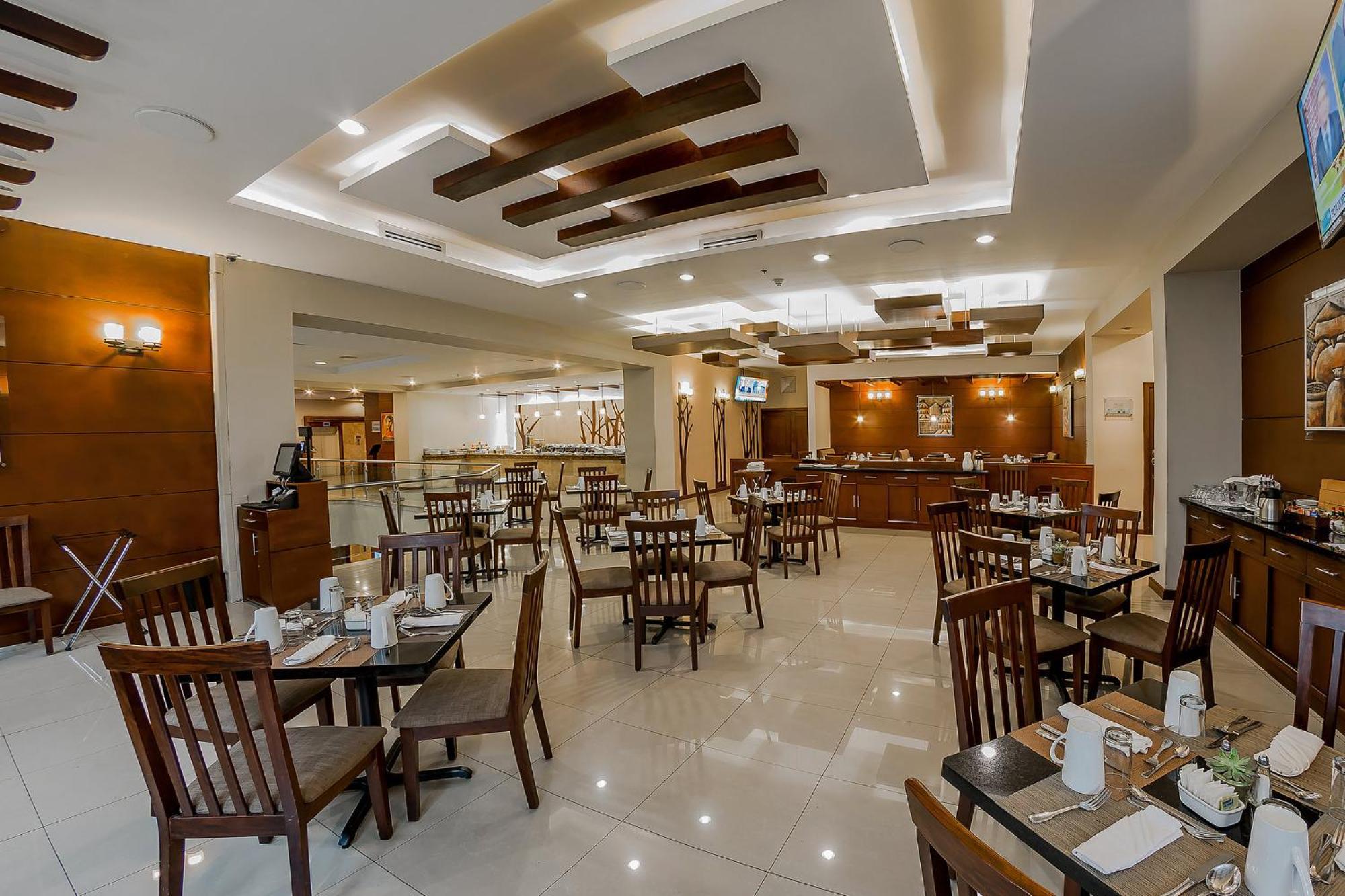 By Ihg Hotel 4*